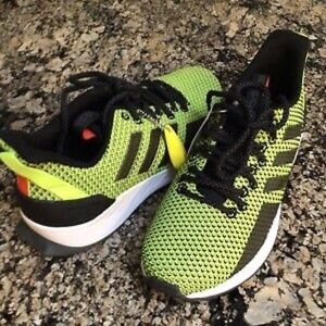 Adidas Men's Questar Trail, Black/Black/Yellow-Green, 9.5 M US